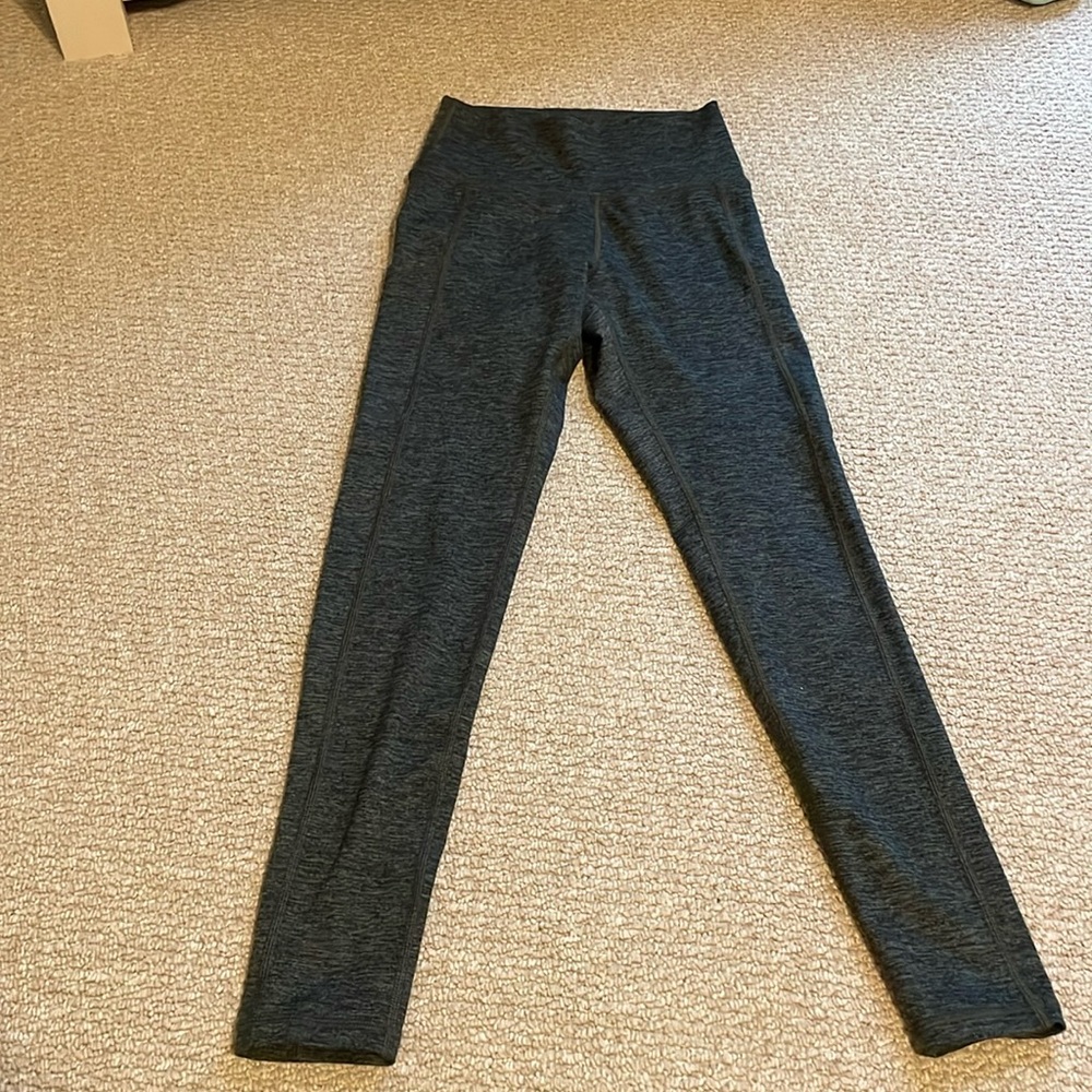 OFFLINE By Aerie The Hugger High Waisted Pocket Legging in Charcoal
